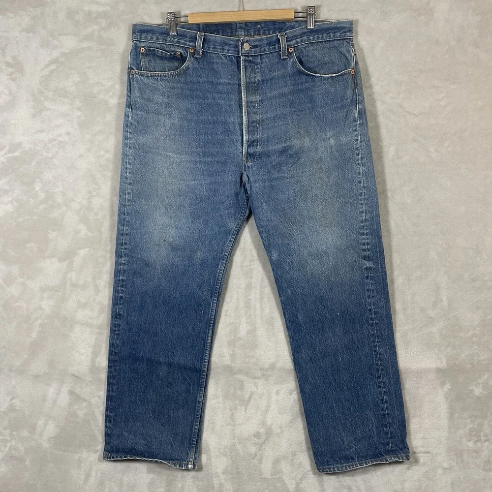 Vintage Levis 501xx Jeans mens 42x31 (fit 39x29) Made in USA 501-0000 Whiskers